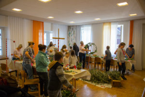 Palmbaumbinden und Palmsonntag