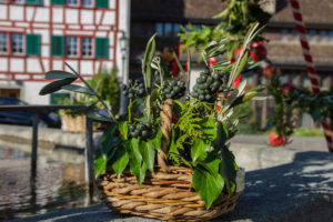 Palmbaumbinden und Palmsonntag